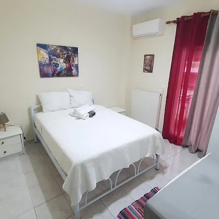 Papi's Free Parking 1 - 2 Bedroom Aleksandropolis